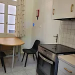 Family House With Garden 3 Min To Beach 別荘 *